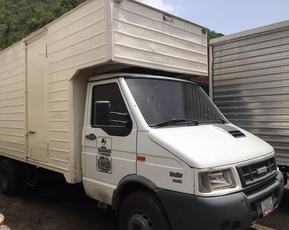 TRUCK 350 FOR CARGO TRANSPORTATION